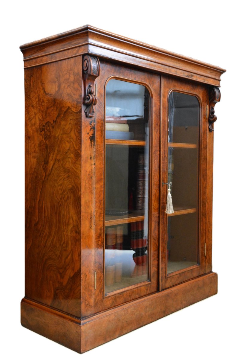English Victorian Bookcase In Figured Walnut - Image 2